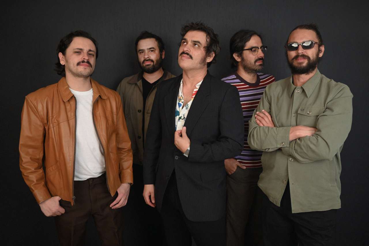 Enjambre – 2027 US / CANADA TOUR